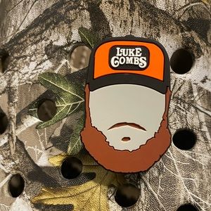 1 Luke Combs Crocs face Jibbitz